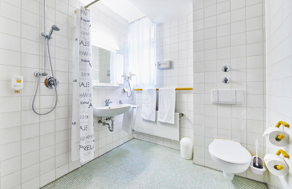 Отель Brita 3*
